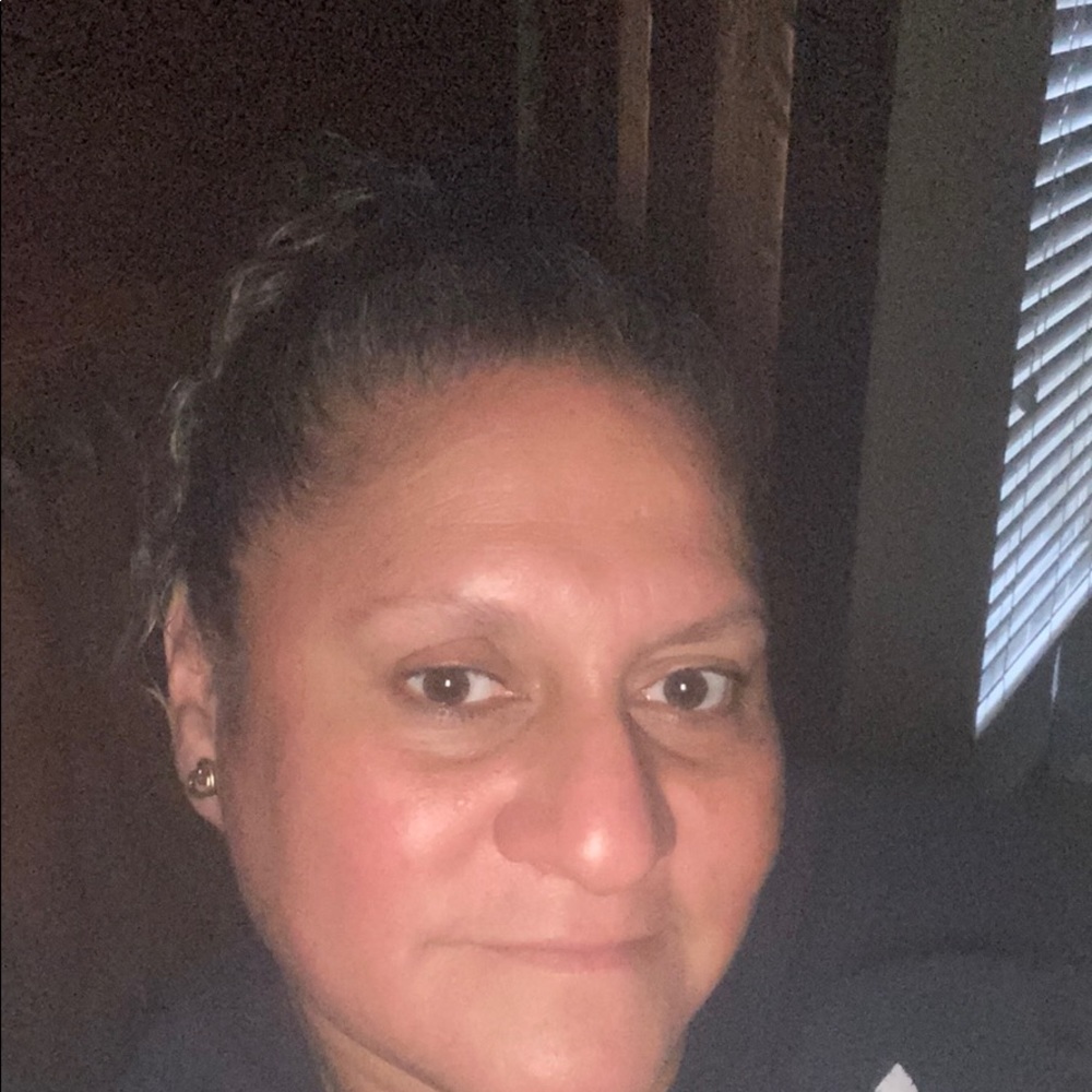 Meet your Posher, Eva